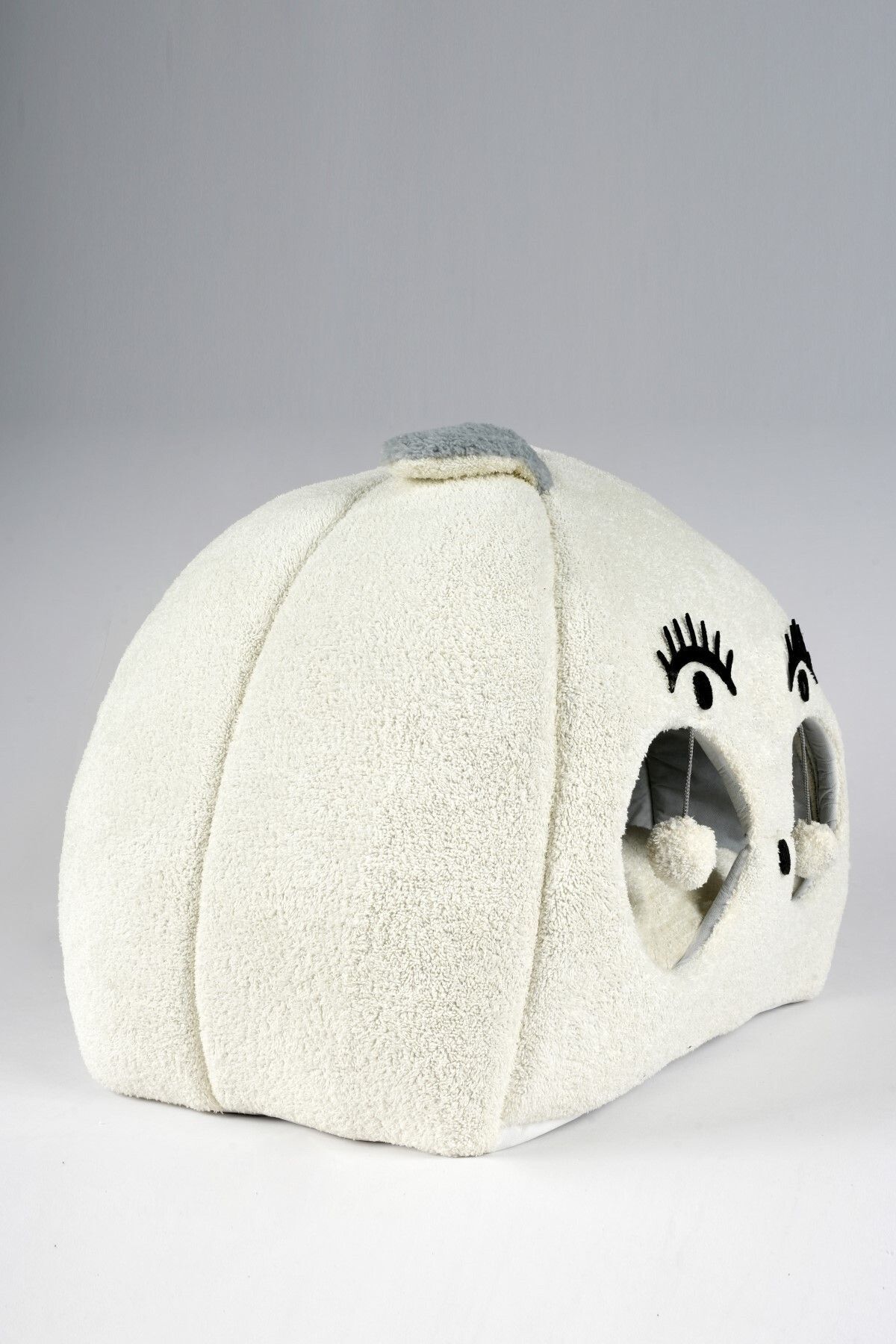 Beyaz Kedi Kafalı Büyük Kedi Evi Yuvası